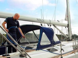 Best Ways To How To Properly Clean The Exterior Of a Boat 